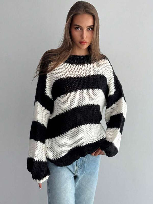 Anna | Oversized black and white jumper