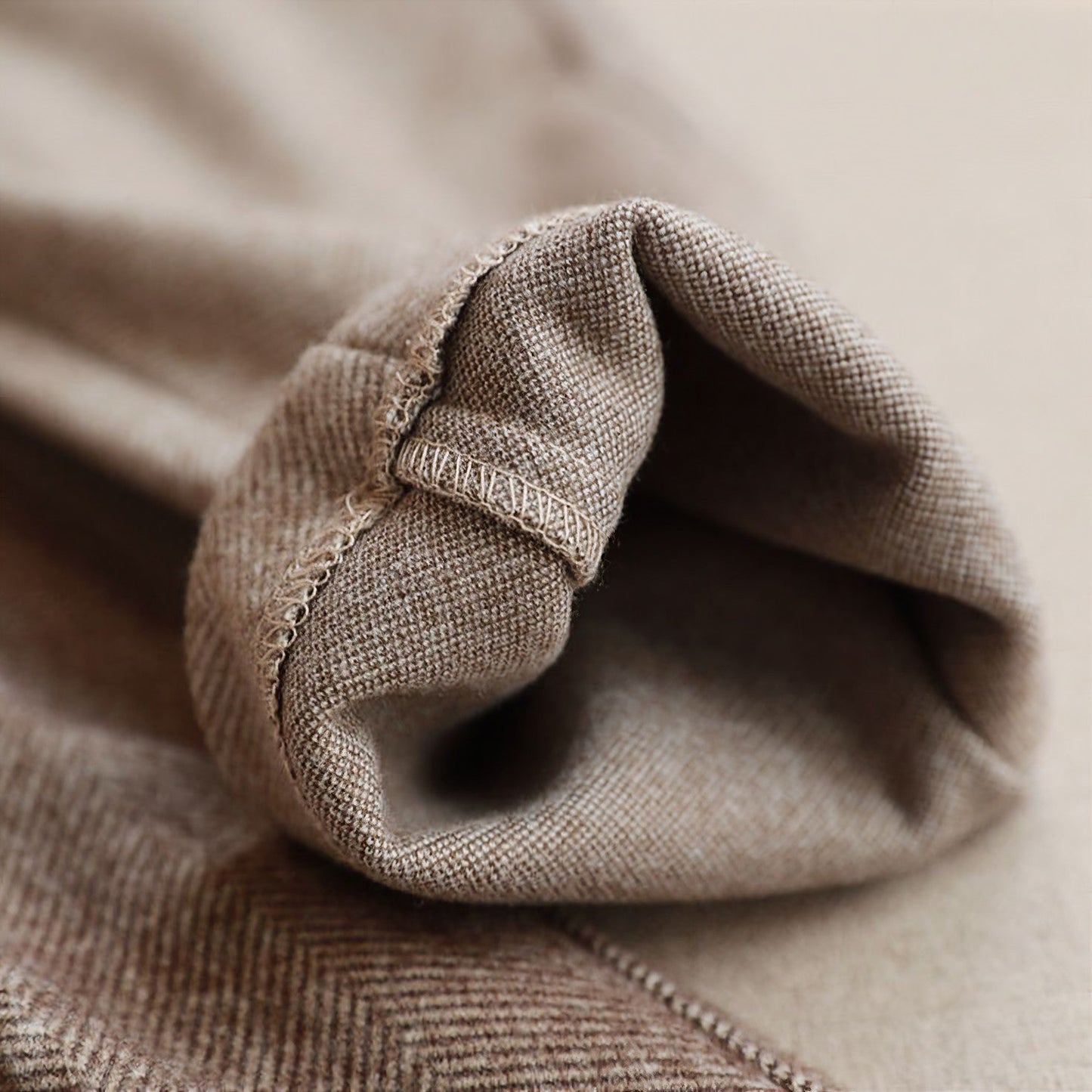 Miller | Elegant tailored trousers in pure wool